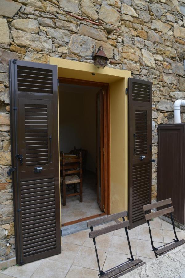 Agriturismo Osteria Du Barba Pe' - Casa Miranda Seborga Eksteriør bilde