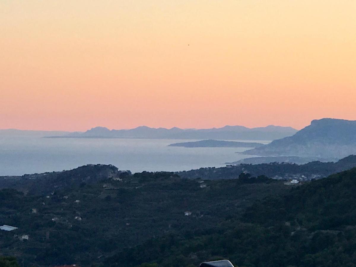 Agriturismo Osteria Du Barba Pe' - Casa Miranda Seborga Eksteriør bilde